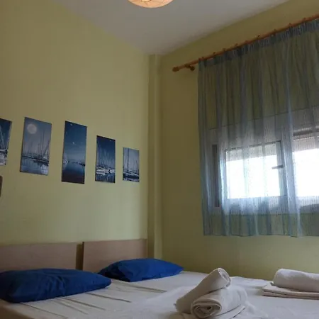 Aparthotel Zorbas Sand Flogita