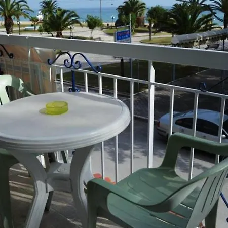 Zorbas Sand Aparthotel Flogita
